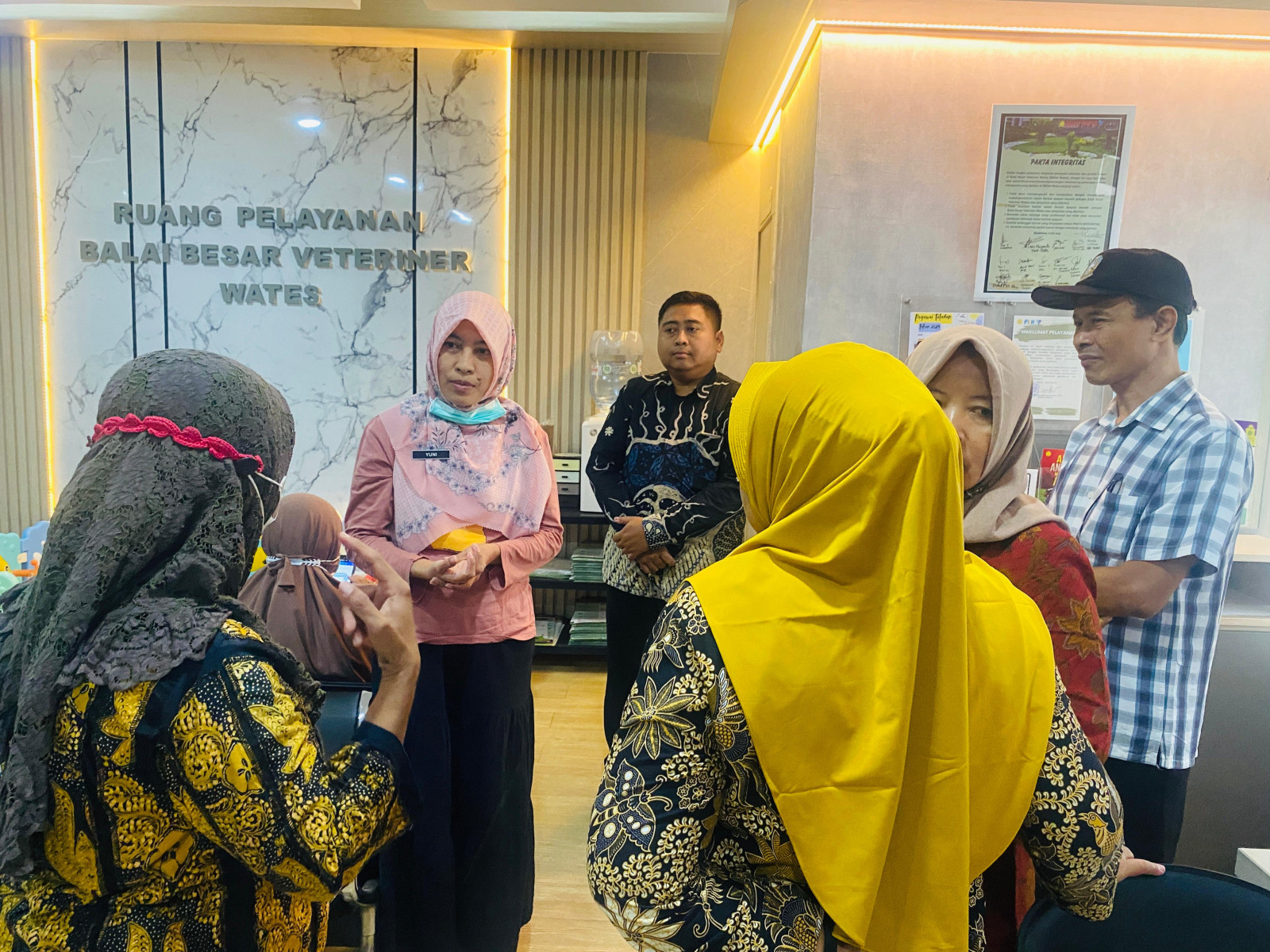 Studi Banding Dinas Pertanian Kabupaten Mojokerto ke Balai Besar Veteriner Wates